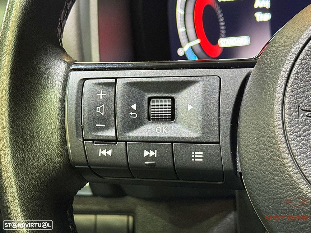 Nissan Qashqai 1.3 DIG-T N-Connecta LED Xtronic - 22