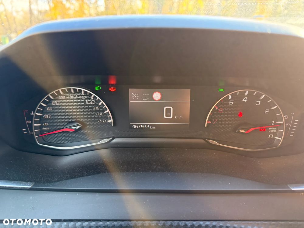 Peugeot 208 1.2 PureTech Active Pack S&S - 4