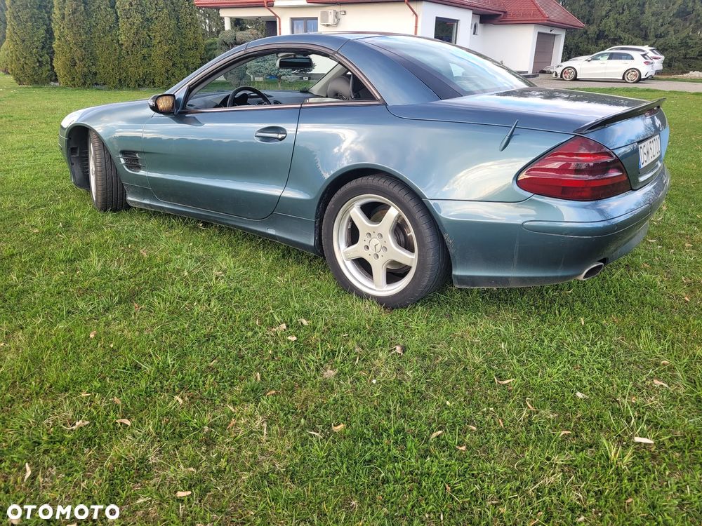 Mercedes-Benz SL - 12