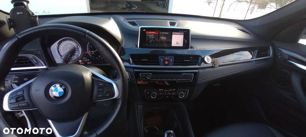 BMW X1 xDrive25i Sport Line - 7