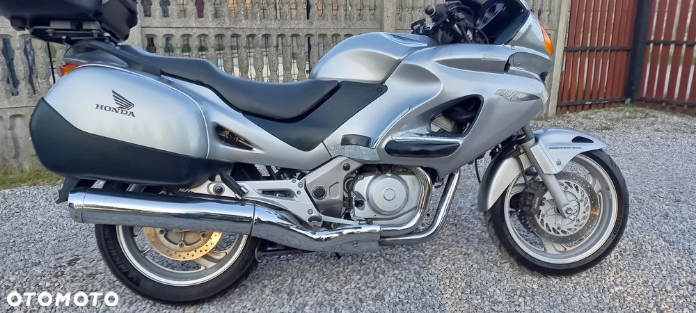Honda Deauville - 20