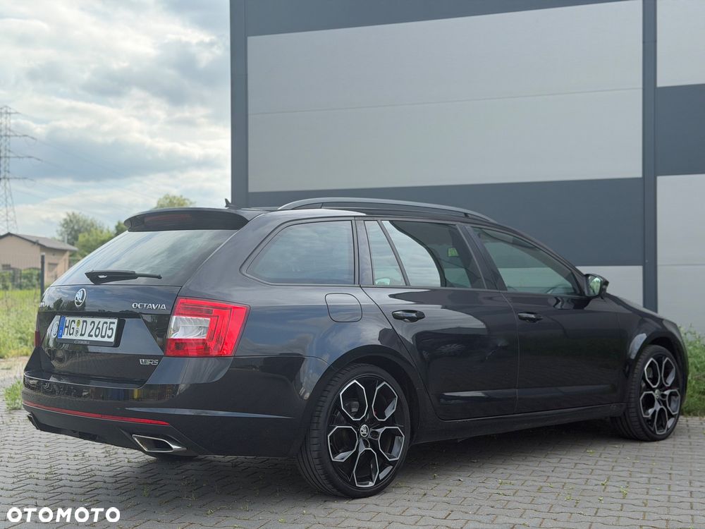 Skoda Octavia 2.0 TDI DSG RS - 13