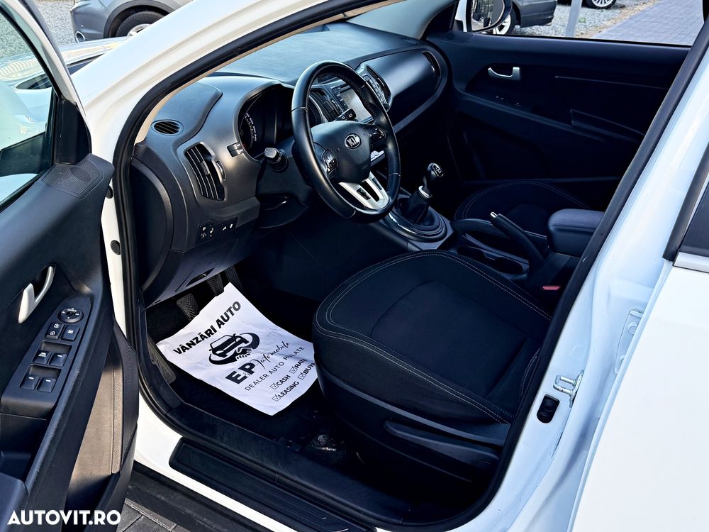 Kia Sportage 1.7 CRDI 2WD Attract - 8