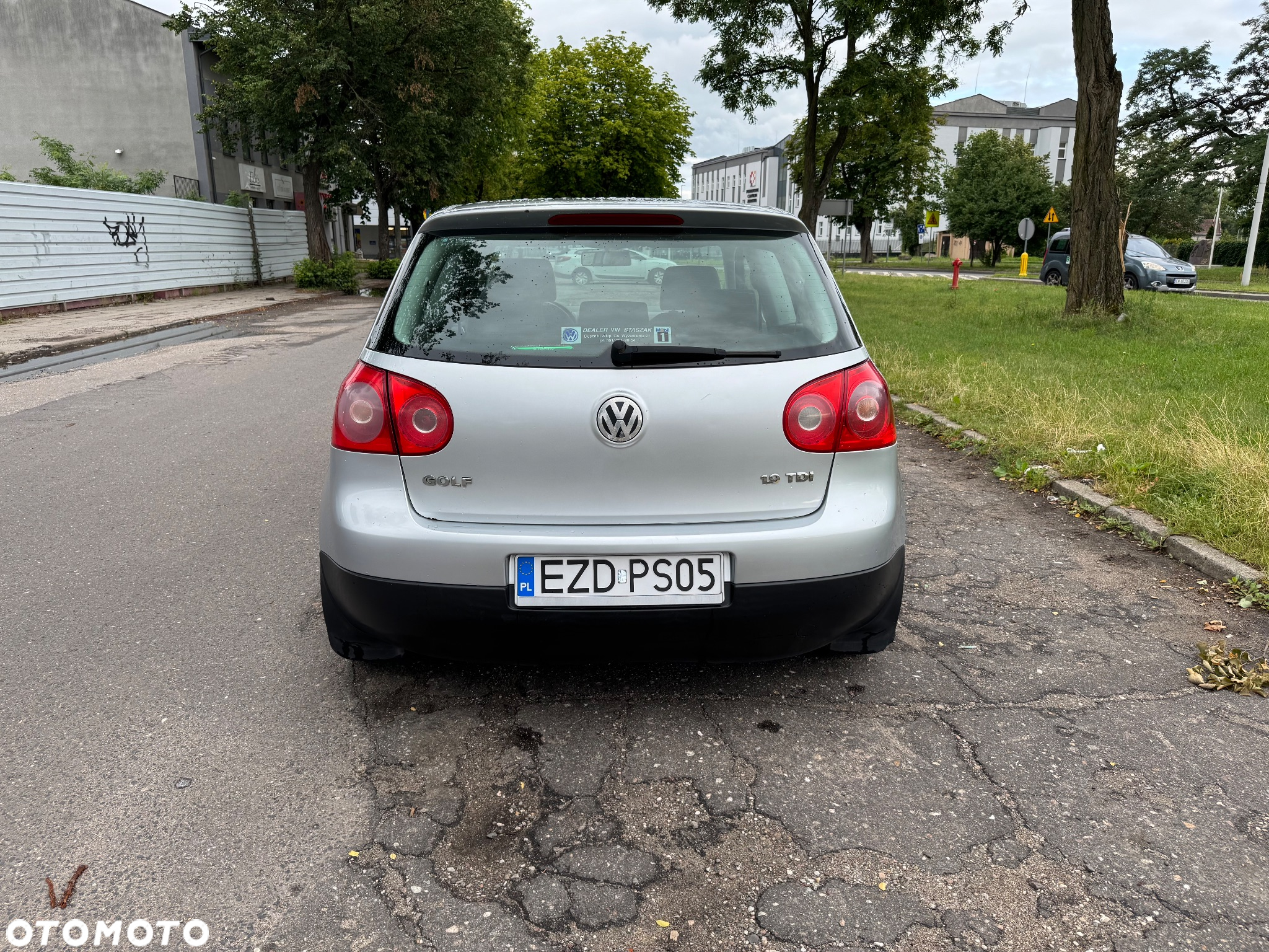 Volkswagen Golf - 4
