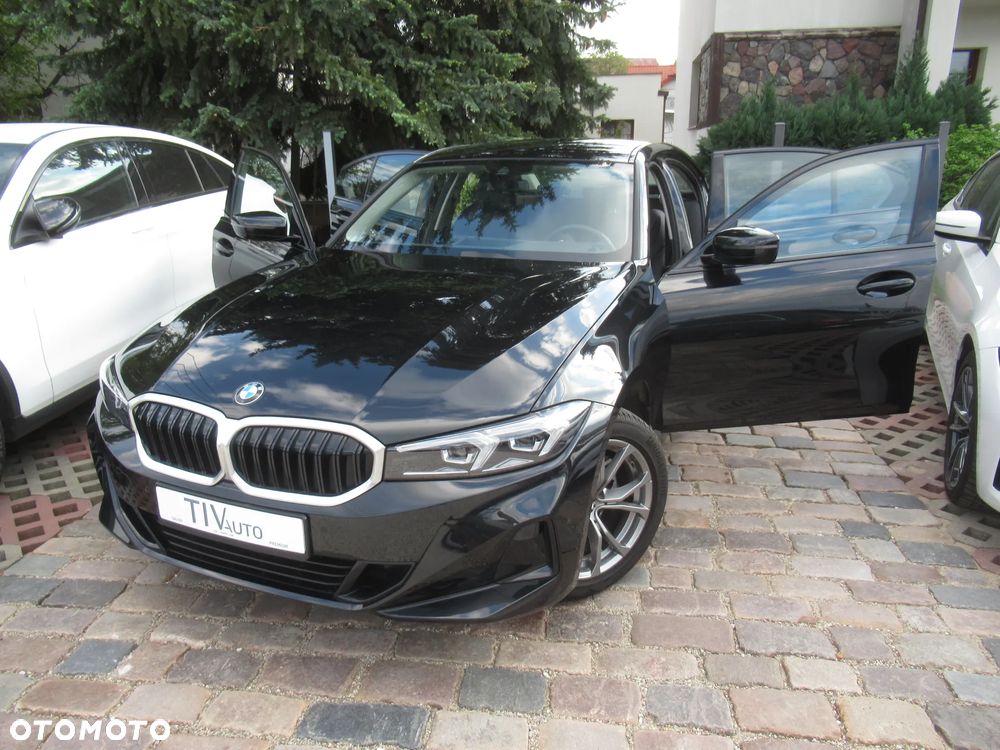 BMW Seria 3 318i - 39