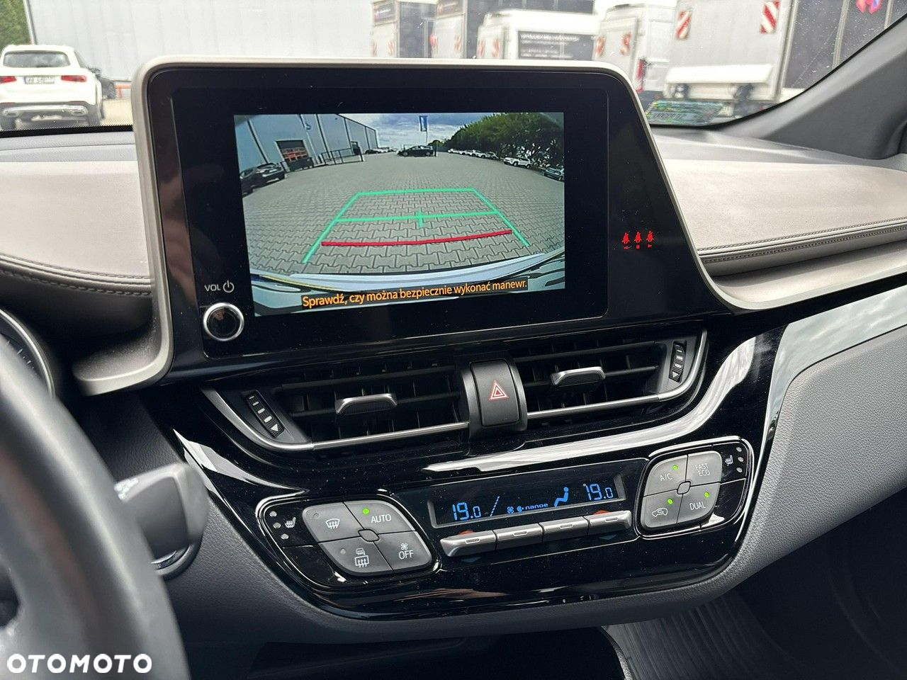 Toyota C-HR 1.8 Hybrid Executive - 20