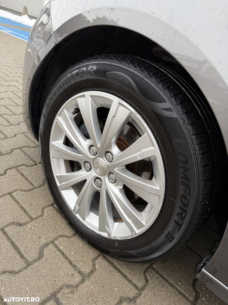 Peugeot 308 HDi FAP 110 Sport Plus - 25