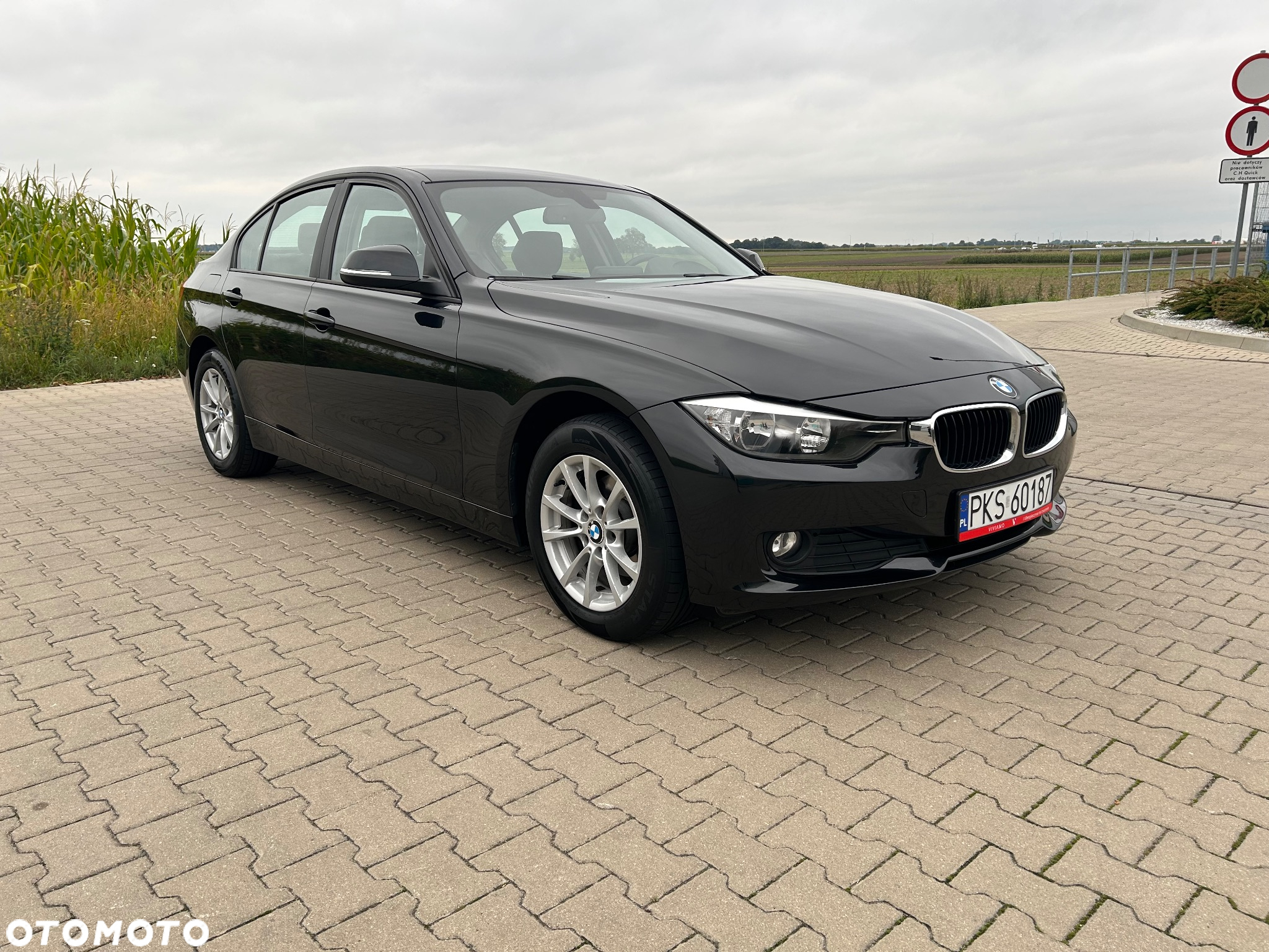 BMW Seria 3 316d - 10
