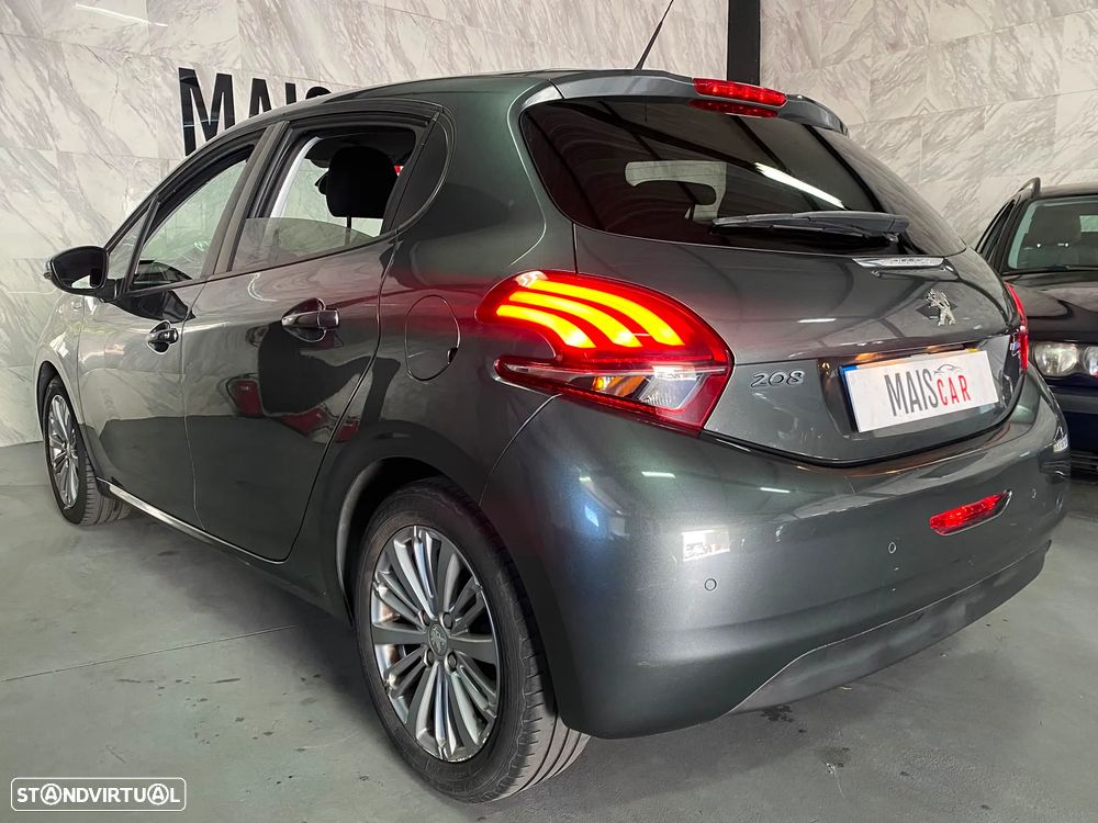 Peugeot 208 1.2 PureTech Style - 4