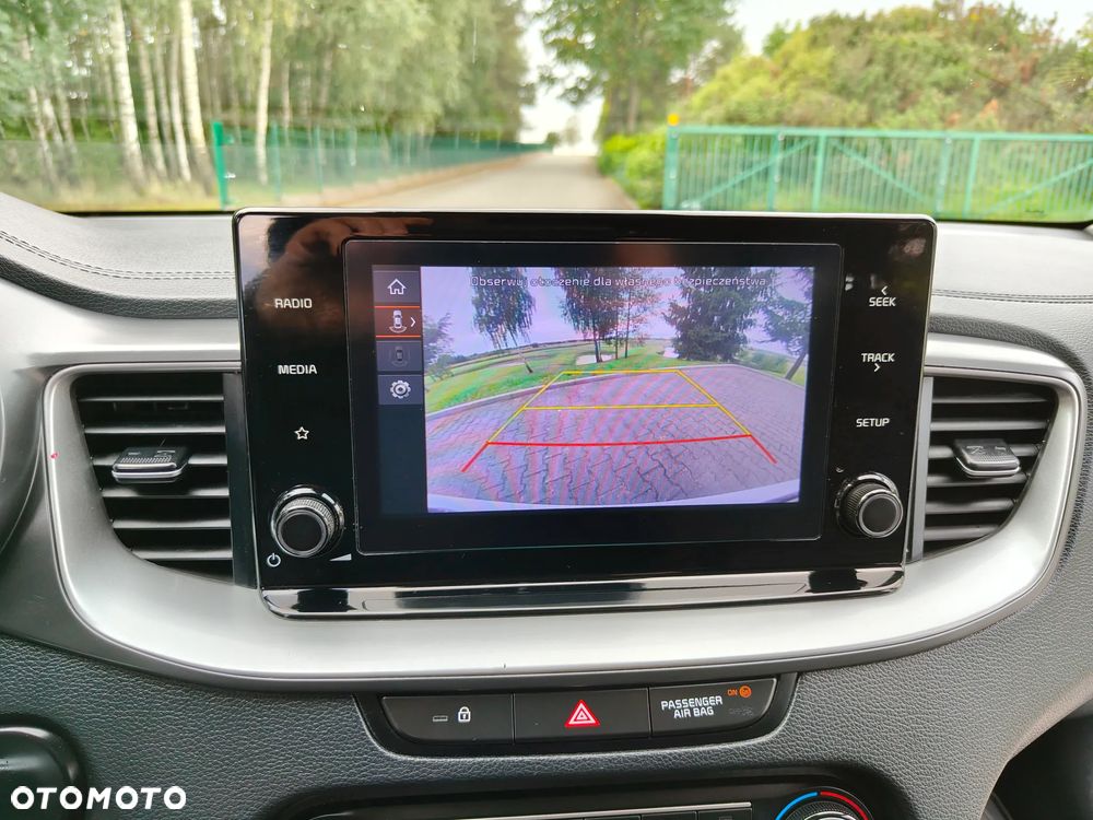 Kia Ceed 1.5 T-GDI Business Line - 16