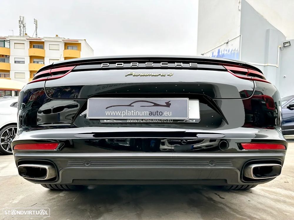 Porsche Panamera 4 E-Hybrid - 58