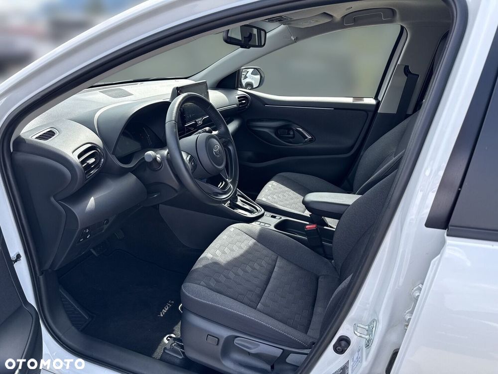 Toyota Yaris Hybrid 1.5 Style - 12