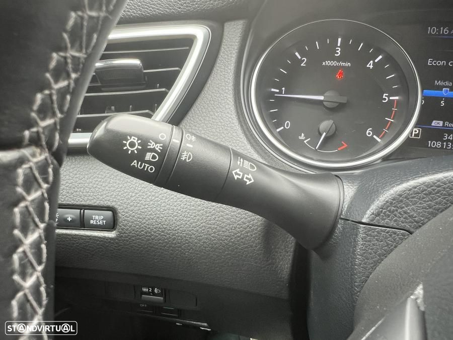 Nissan Qashqai 1.5 dCi N-Style DCT - 28