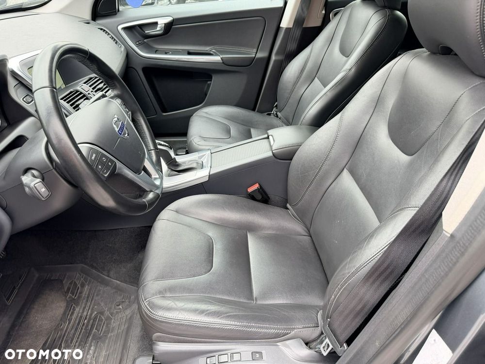 Volvo XC 60 D4 Geartronic Summum - 27