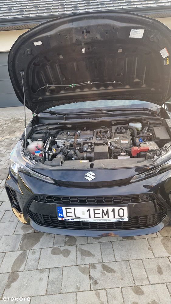 Suzuki Swace 1.8 Hybrid Premium Plus CVT - 17