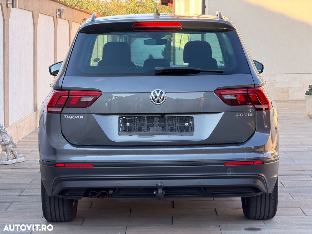 Volkswagen Tiguan - 16