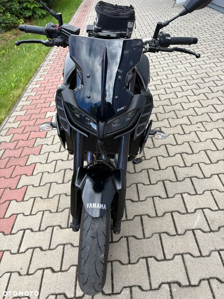 Yamaha MT - 2