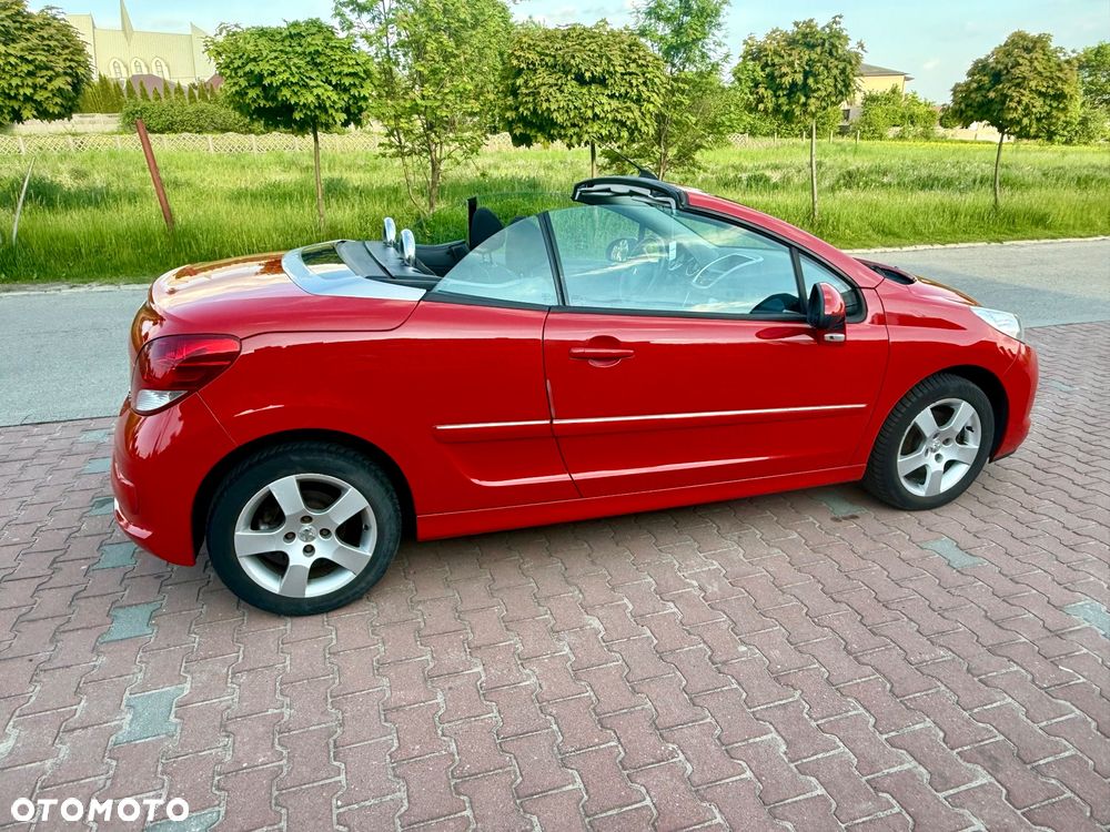 Peugeot 207 CC 1.6 HDi Premium - 15