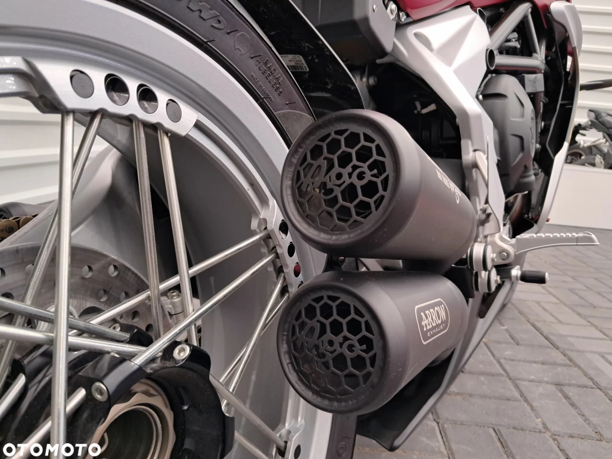 MV AGUSTA Superveloce - 10
