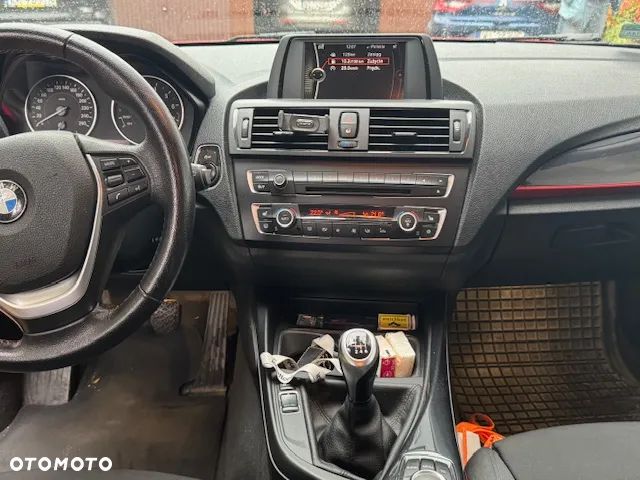 BMW Seria 1 118i Sport Line - 19
