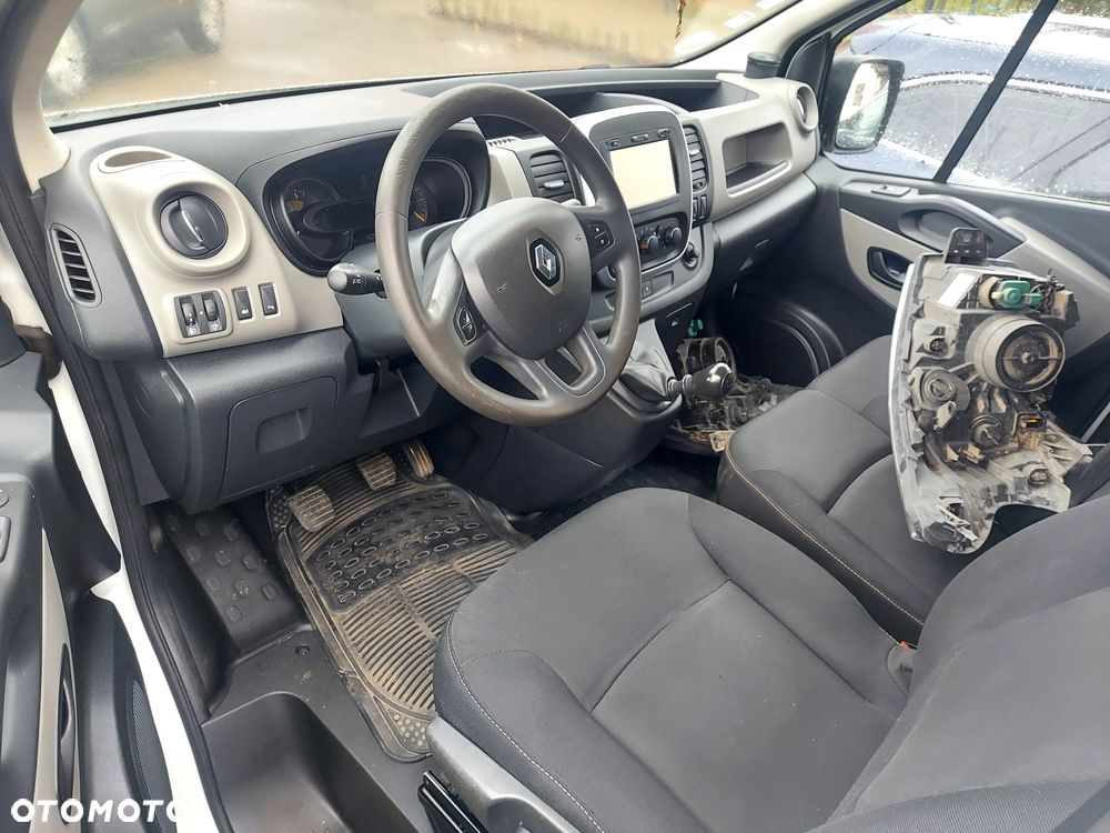 Renault TRAFIC - 15