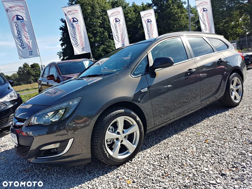 Opel Astra 2.0 CDTI Exklusiv - 3
