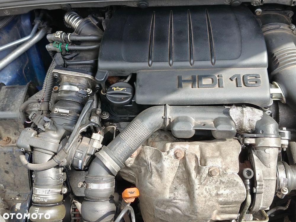 Peugeot 308 1.6 HDi Premium - 8