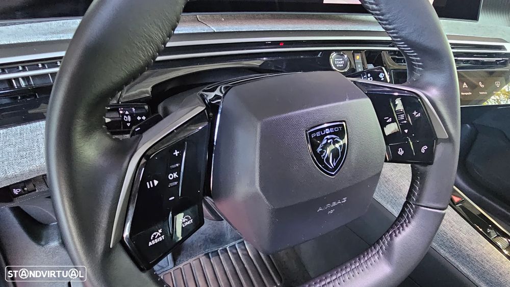 Peugeot 5008 1.2 Hybrid Allure e-DCS6 - 28