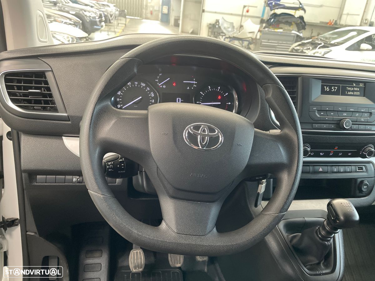 Toyota Proace Verso 1.5 D-4D L2 1.2T Comfort 9L - 14