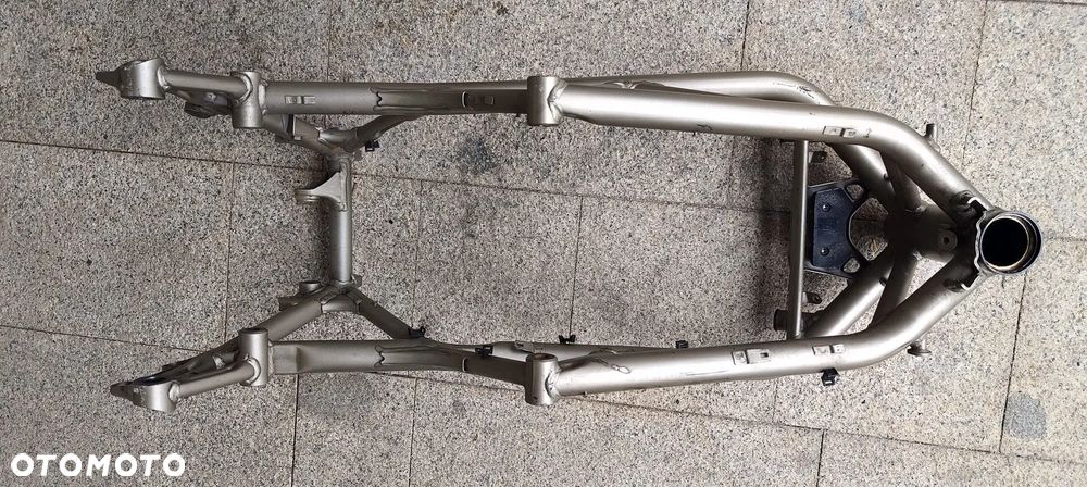 DUCATI STREETFIGHTER 1098S RAMA Z DOKUMENTAMI - 14