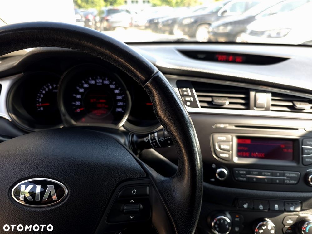 Kia Ceed 1.4 L Business Line - 22