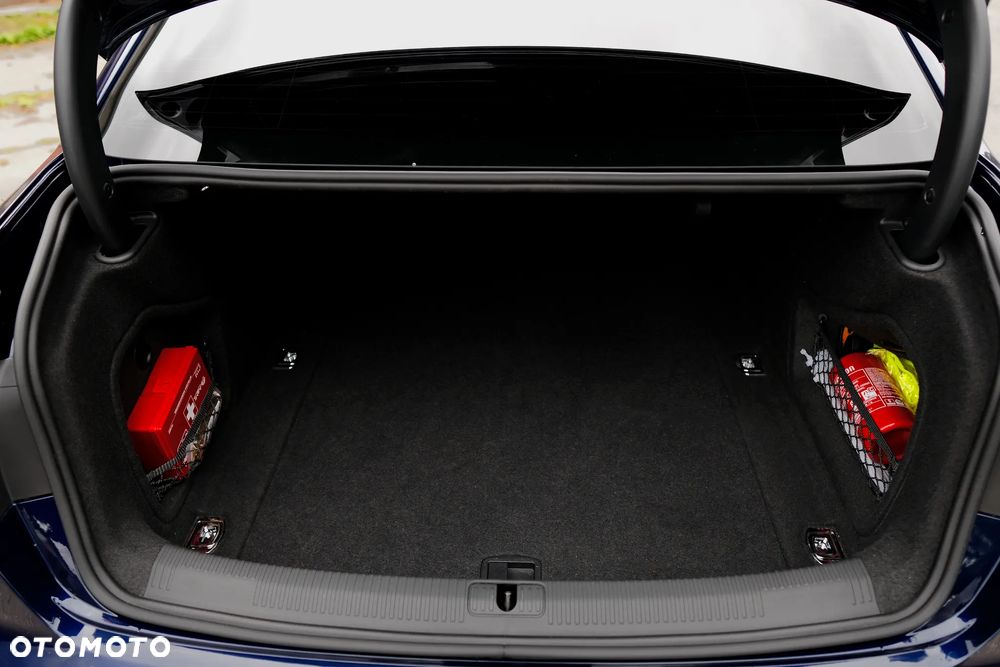Audi A4 Limousine 45 TFSI mHEV Quattro Black Edition S tronic - 18