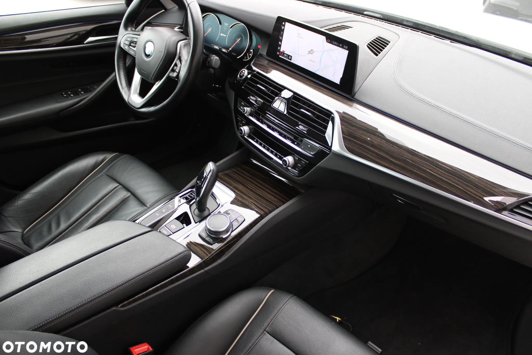 BMW Seria 5 530e iPerformance Luxury Line - 16