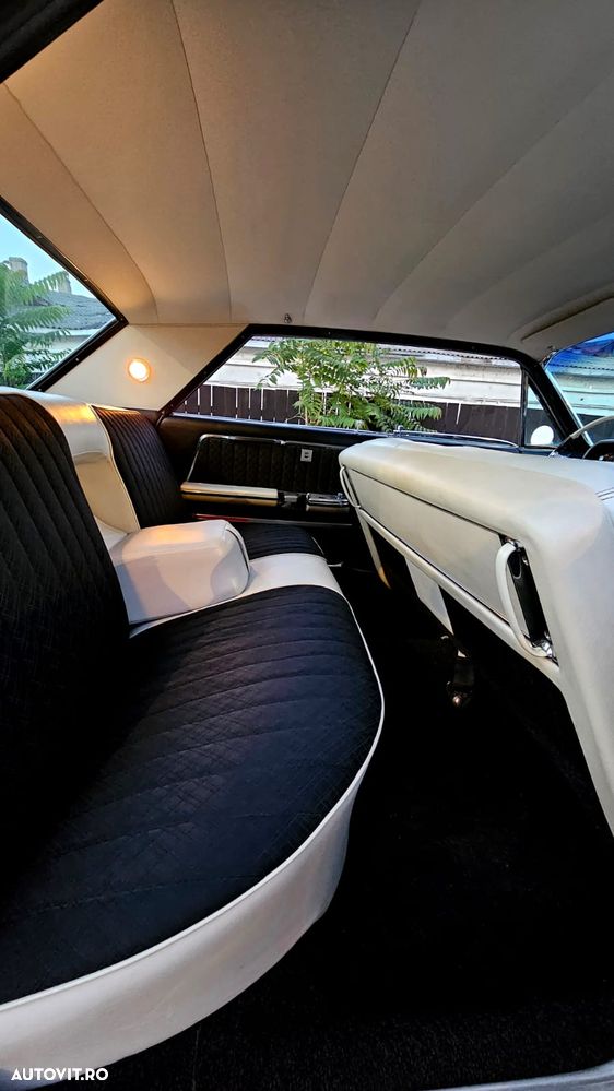 Cadillac Deville - 8