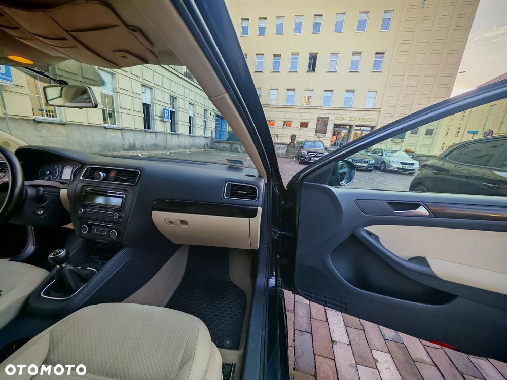 Volkswagen Jetta 1.2 TSI BMT Comfortline - 9