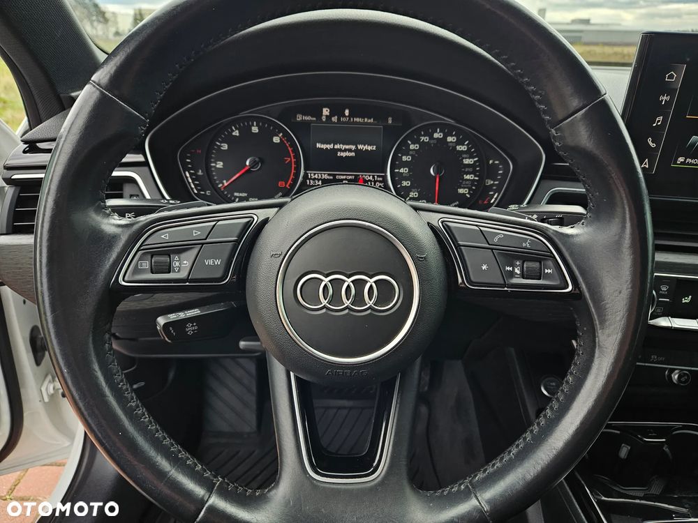 Audi A4 Limousine - 20