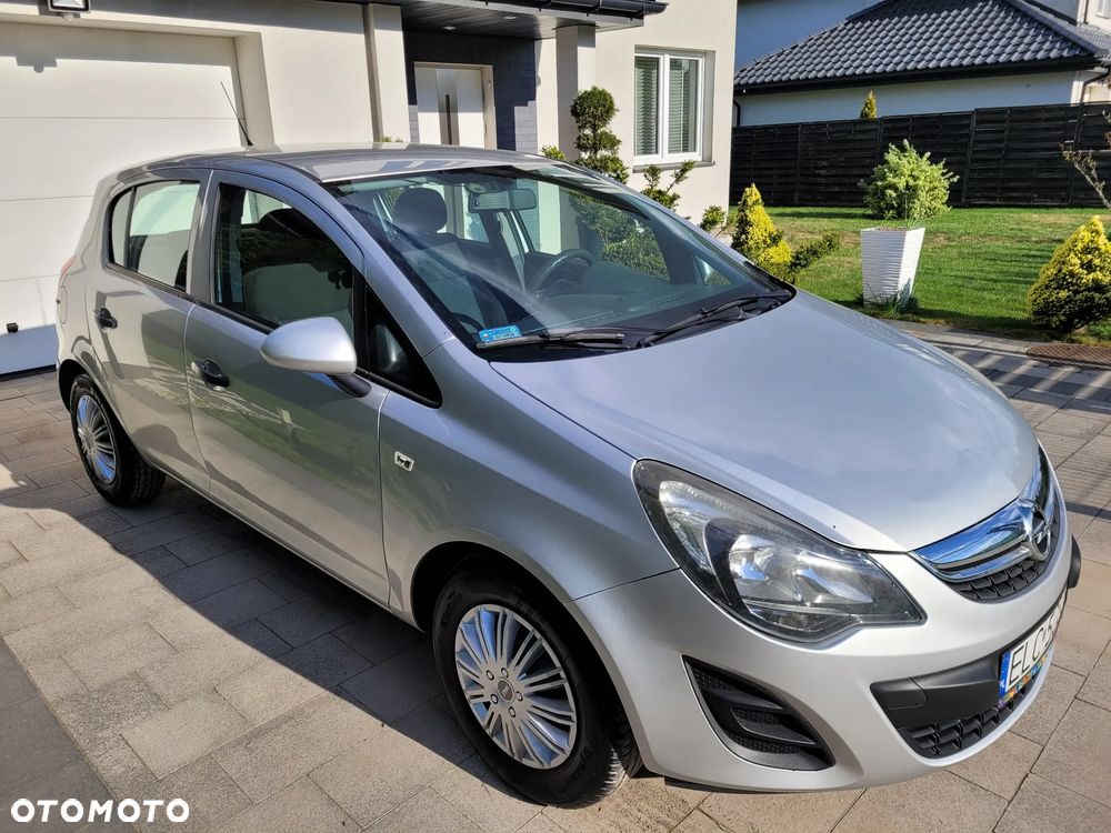 Opel Corsa 1.0 12V Essentia - 2
