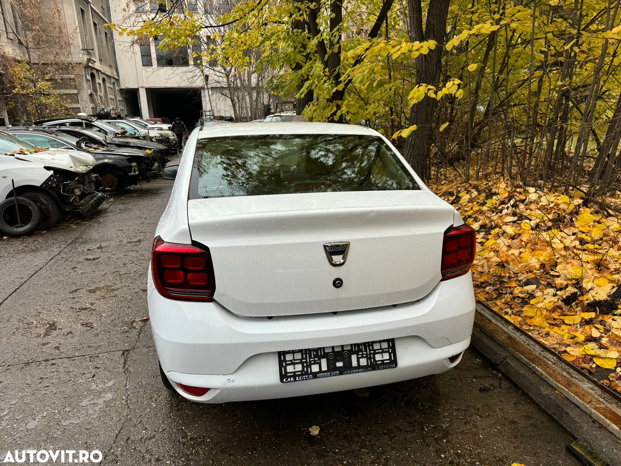 Dezmembrez Dacia Logan II facelift  2018 1.0 SCE alb OV369 - 3