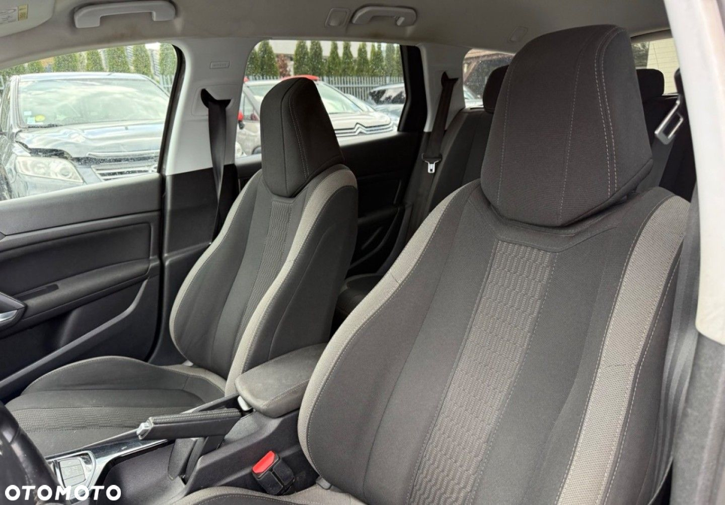 Peugeot 308 - 7
