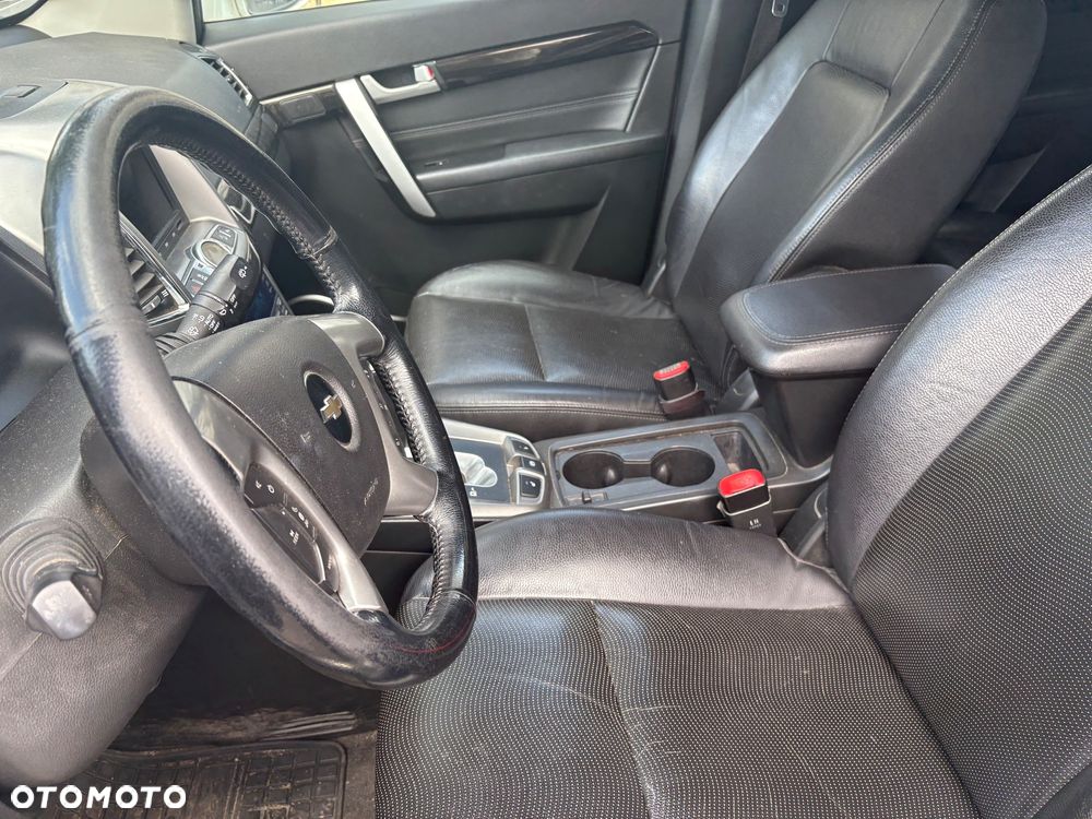 Chevrolet Captiva 2.2 d LTZ - 15