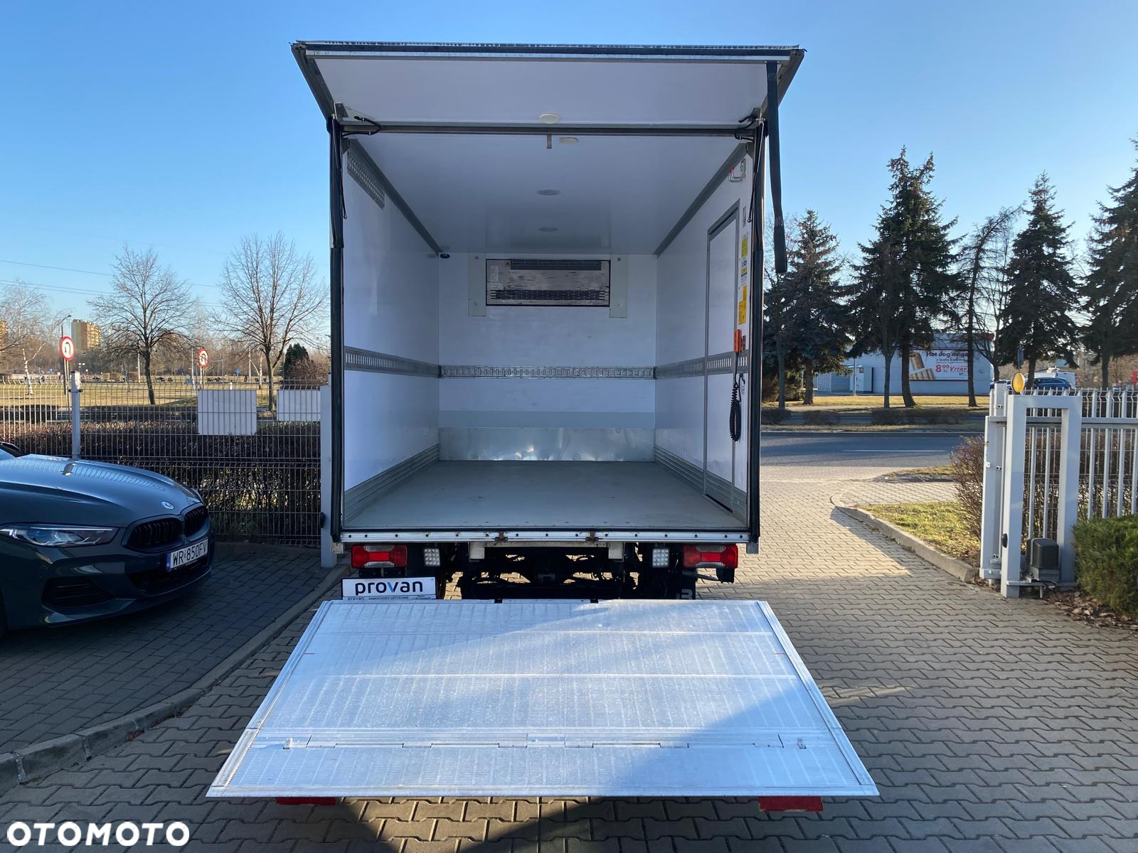 Iveco DAILY 35-160 2,3 HPI KONTENER CHŁODNIA MITSUBISHI WINDA ZEPRO - 30