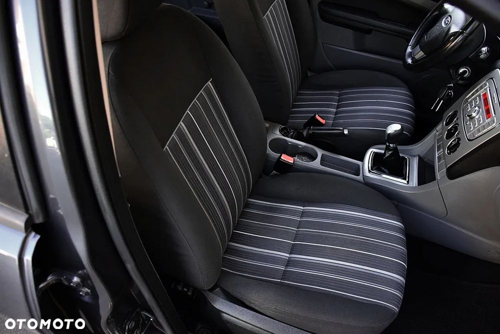 Ford Focus 1.6 16V Style - 27
