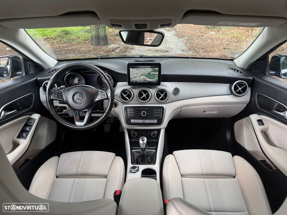 Mercedes-Benz CLA 180 d Shooting Brake Urban - 24