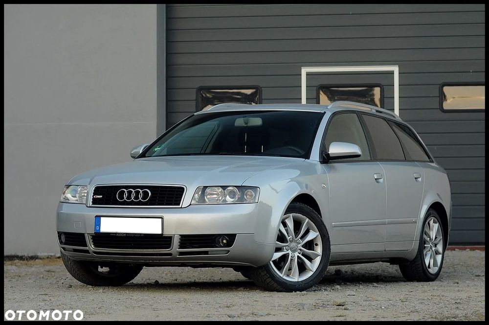 Audi A4 Avant - 11