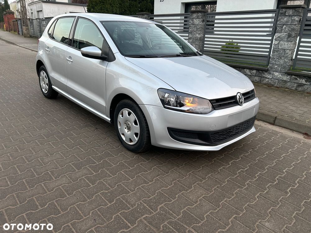 Volkswagen Polo - 2
