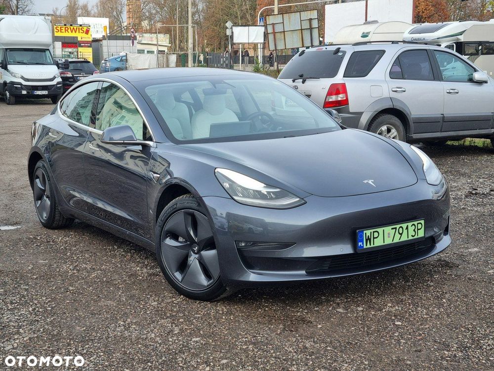 Tesla Model 3 Langstreckenbatterie Allradantrieb Dual Motor - 7