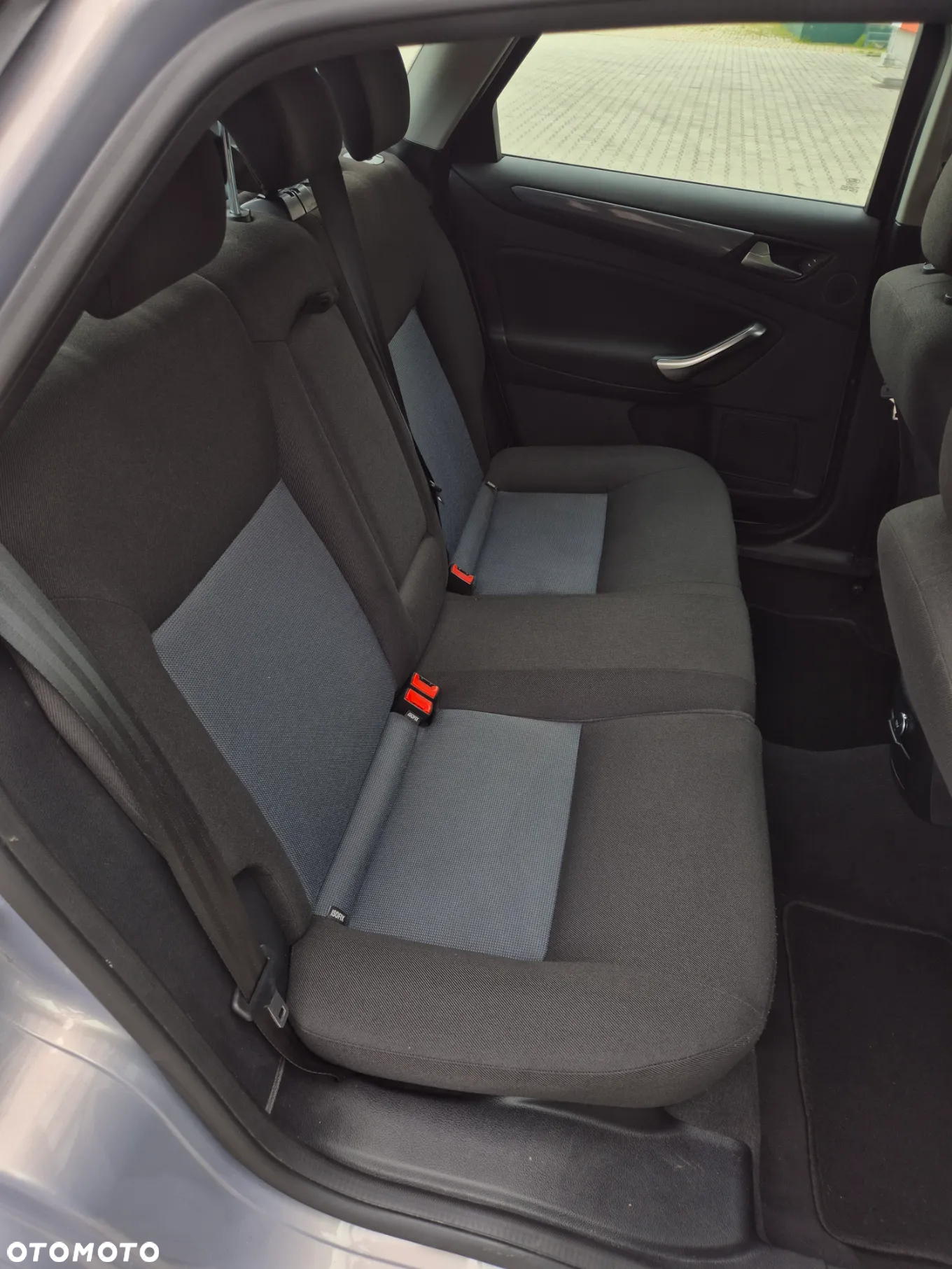 Ford Mondeo 2.0 TDCI Cool & Sound - 13
