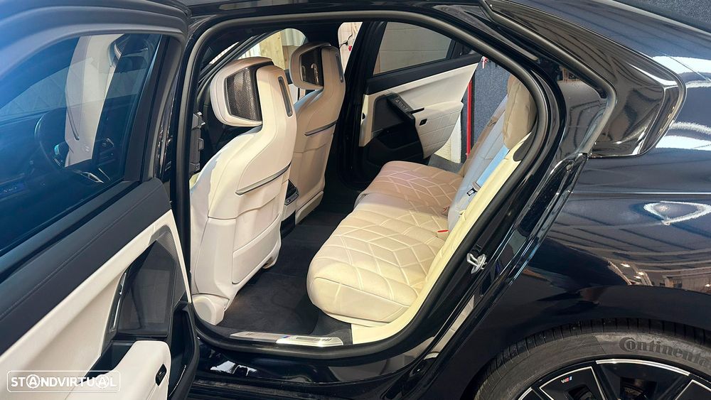 BMW 750 750e xDrive Pack Desportivo M Pro - 18