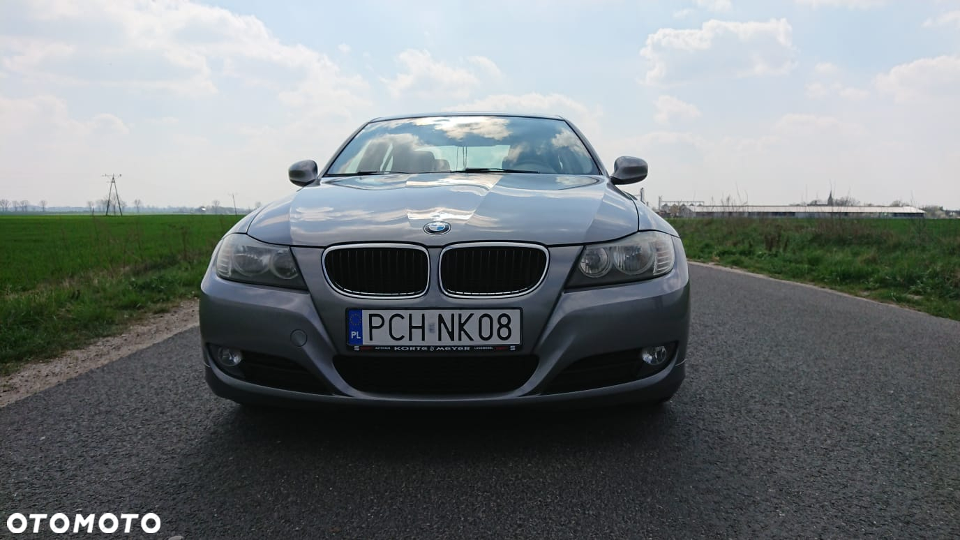 BMW Seria 3 320d - 5