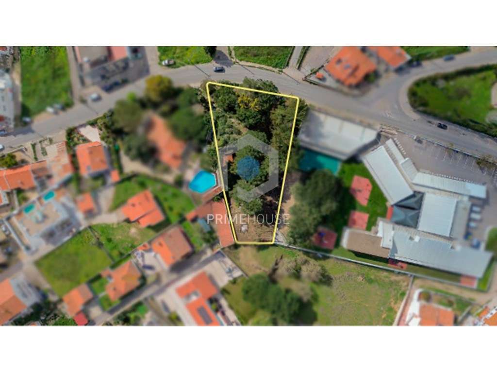 Terreno Urbano - Área de 1888 m2 - Grande imagem: 2/20